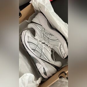 ASICS GT-2160 white-silver sneakers